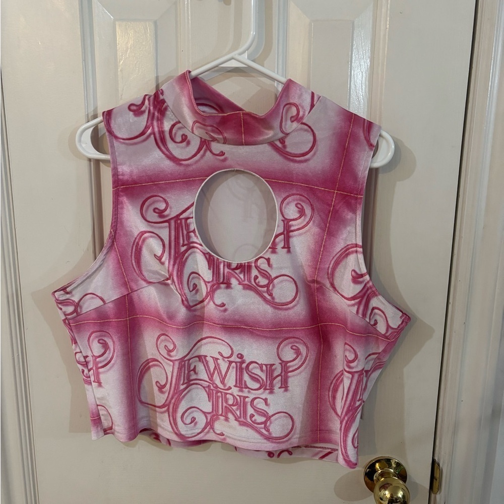 Fashion Brand Company Pink Graphic Crop Top Jewish girl